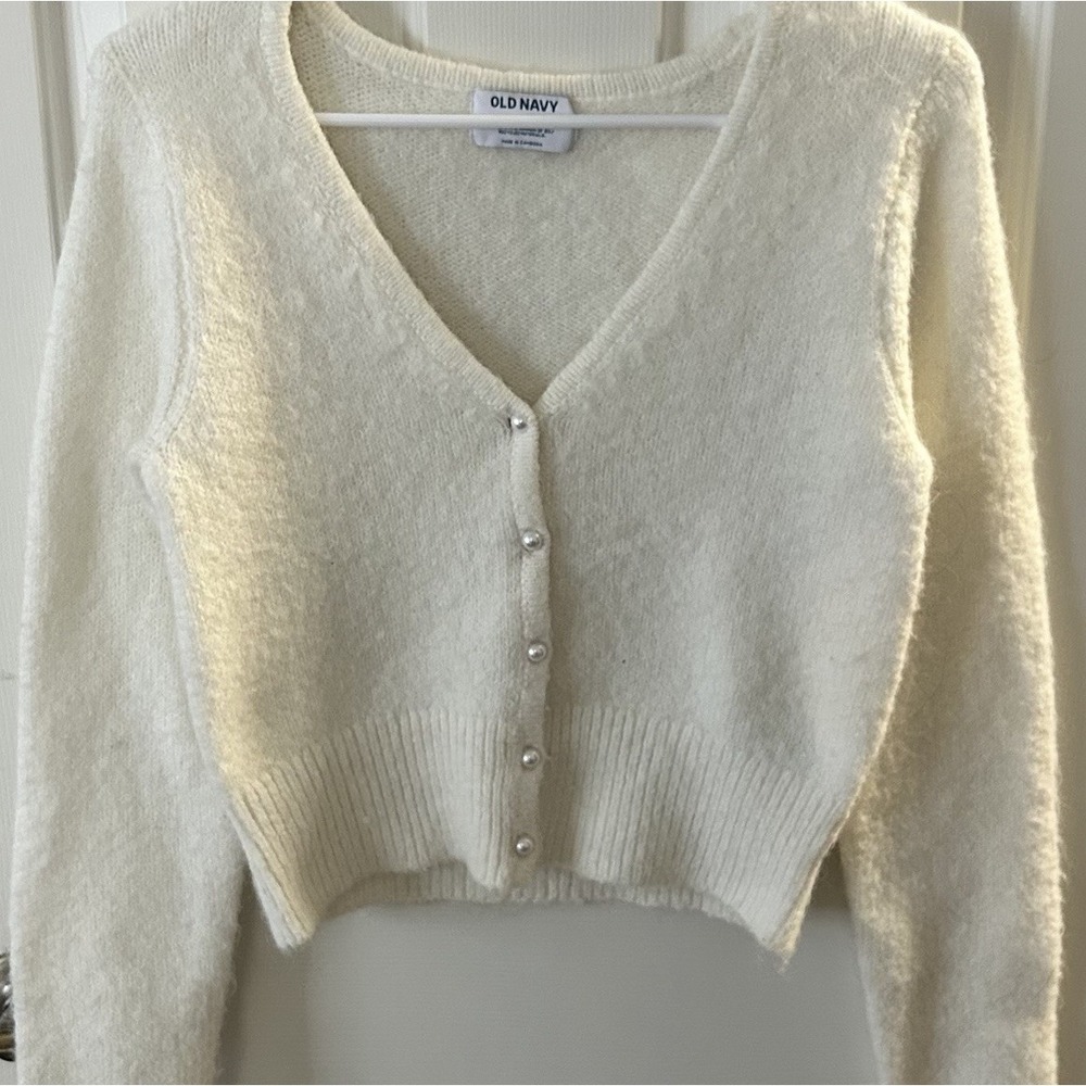 Old Navy Soft Fuzzy Pearl Button Cardigan Ivory XS Coquette Balletcore Softgirl